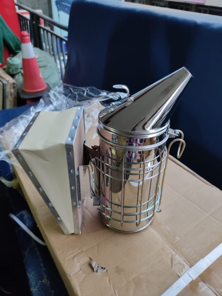 Stainless Bee smokers